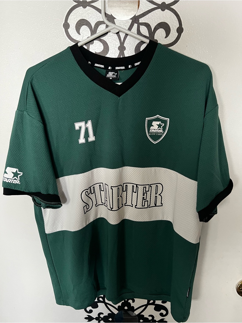 STARTER Green and White V-Neck Athletic Jersey with Number 71